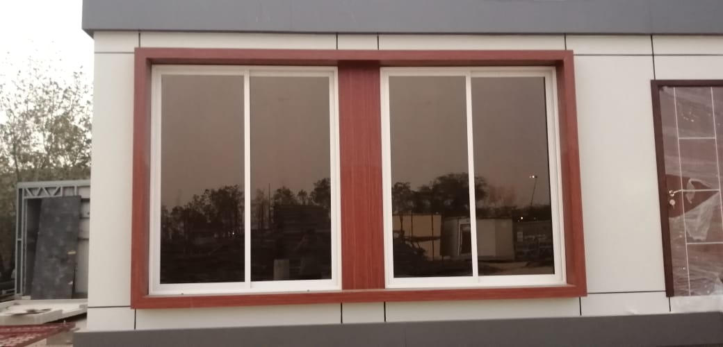 تشطيب وتجهيز الكرفانات والمكاتب الجاهزة – مجموعة مكيون (Portacabins-Makkyoon)